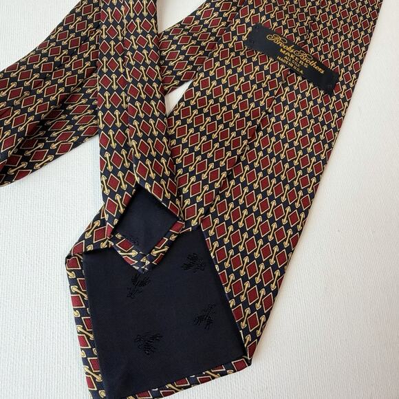 Vintage Brooks Brothers Makers Tie All Silk USA Geometric Red Gold Navy 80s-90s - Picture 3 of 16